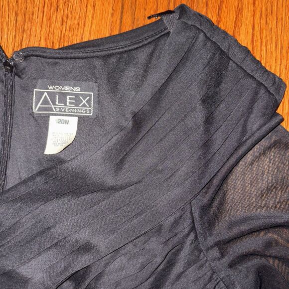 ALEX EVENINGS Black Ruched Bodice Chiffon Maxi Dress – Size 20W - Picture 2 of 8